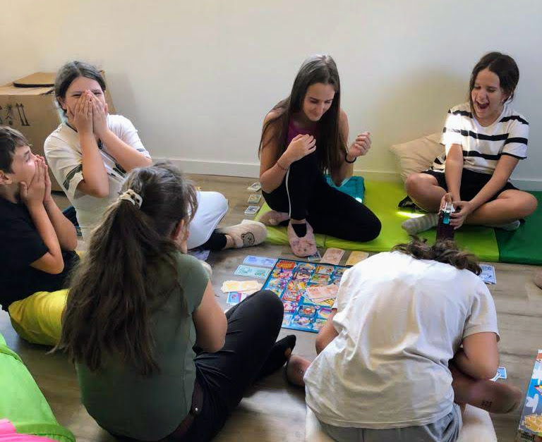 Une séance de travail en collège Montessori